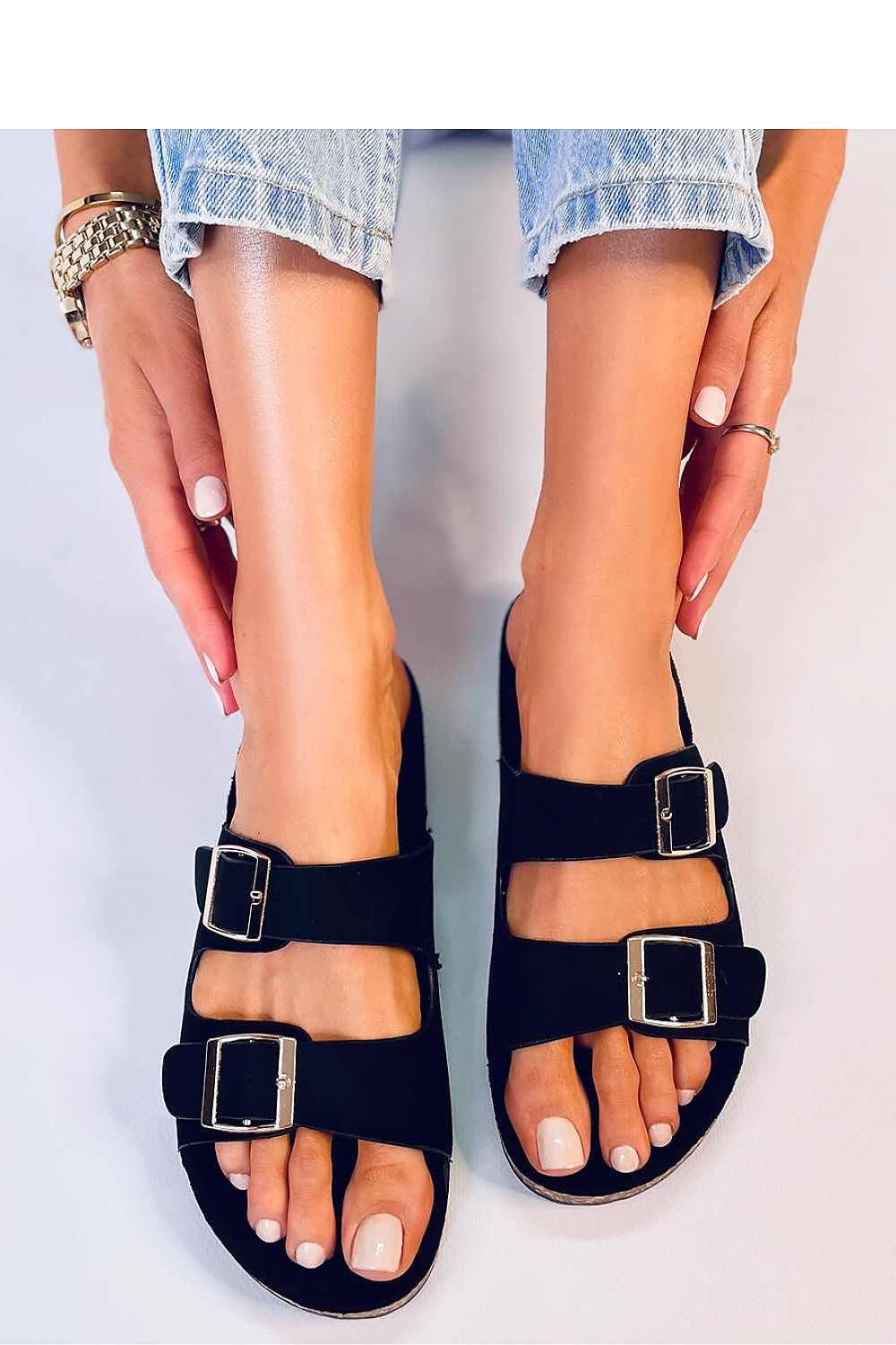 Clacquettes model 178748 Inello