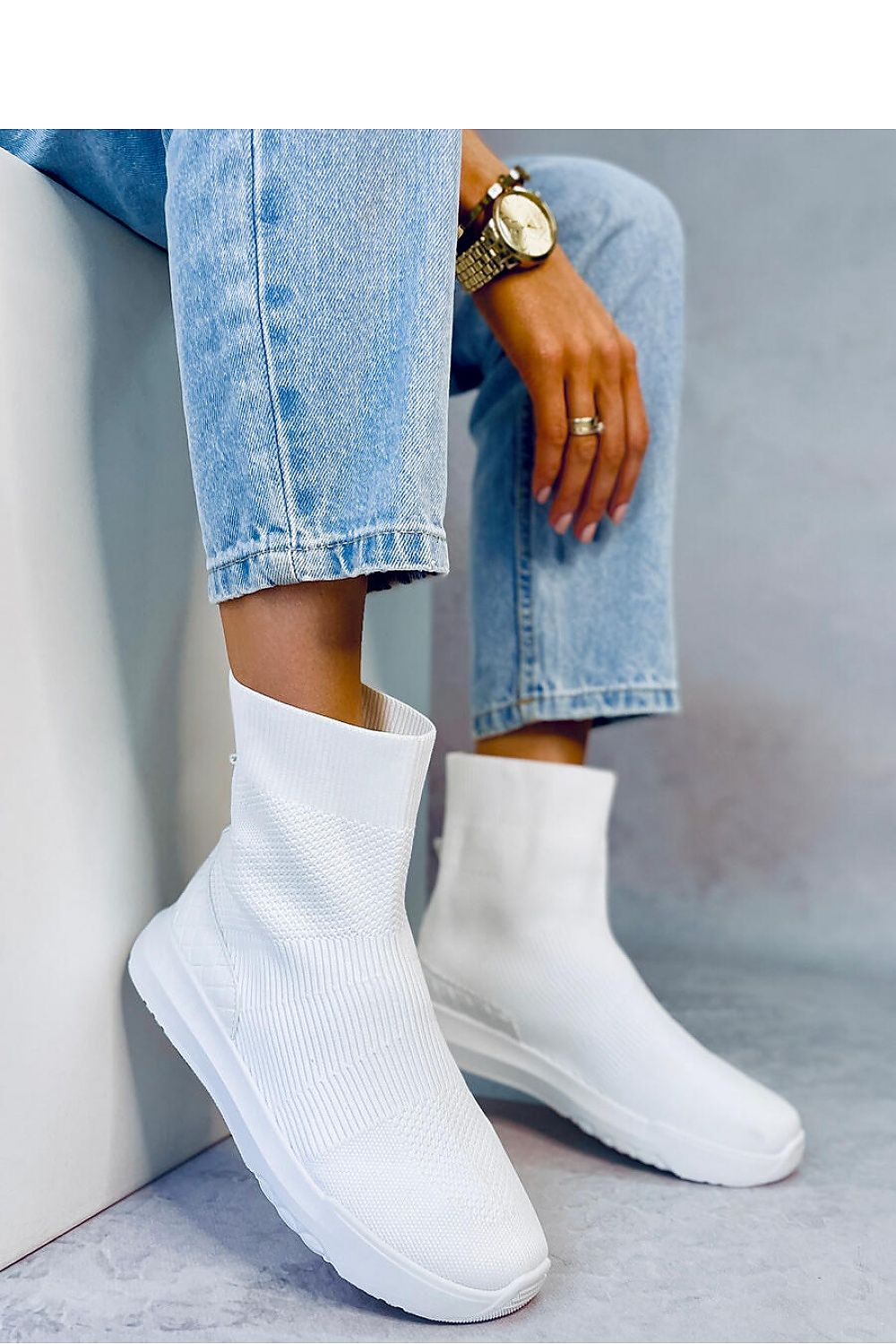 Sports shoes model 178819 Inello