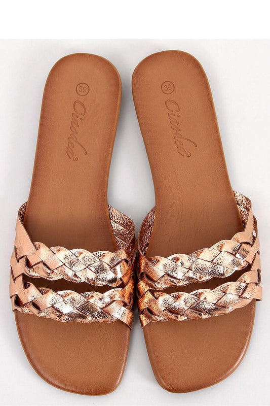 Clacquettes model 178857 Inello