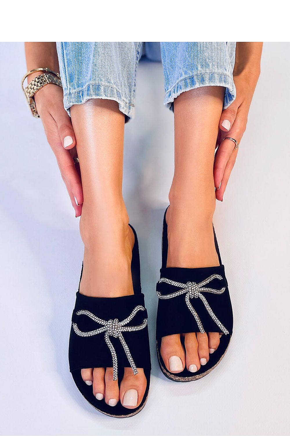 Clacquettes model 179415 Inello