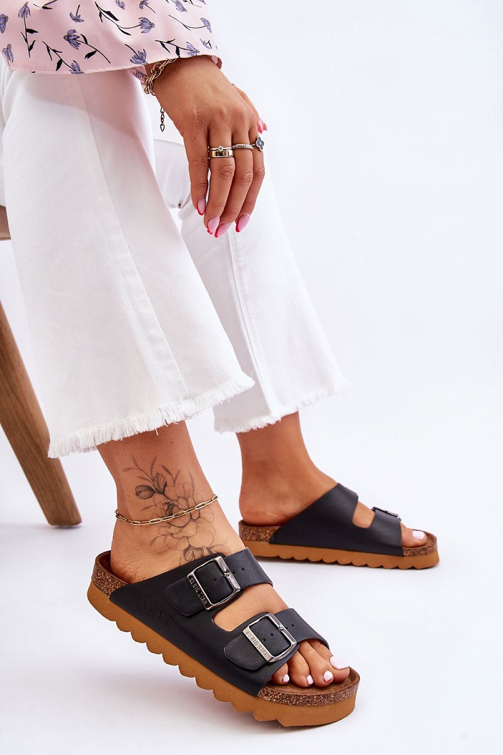 Slides model 182380 Step in style