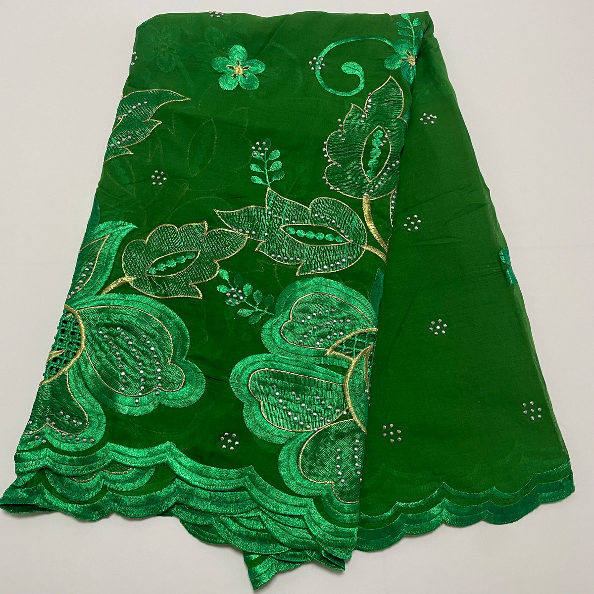 Foulard Islamique 100% Coton Brodé – Hijab Châle Style Dubaï | Toutes Saisons