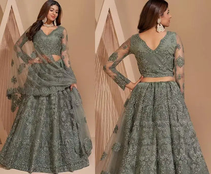 Lehenga Choli Robe de Bal Indienne Manches Longues – Broderie & Sur Mesure