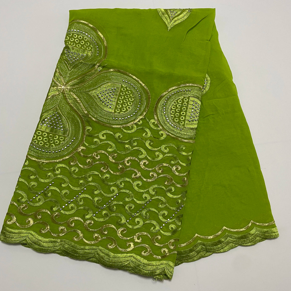 Foulard Islamique 100% Coton Brodé – Hijab Châle Style Dubaï | Toutes Saisons