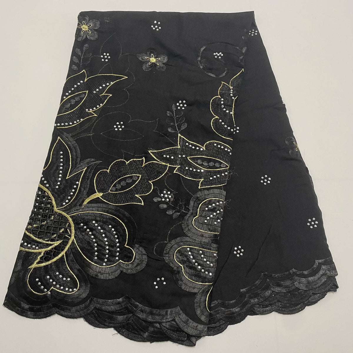 Foulard Islamique 100% Coton Brodé – Hijab Châle Style Dubaï | Toutes Saisons