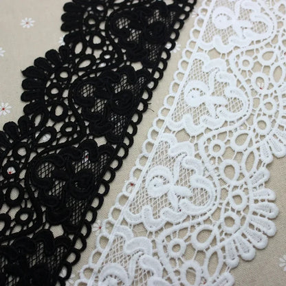 Ruban Dentelle Brodée Florale 10 cm – Soie Lait & DIY Couture