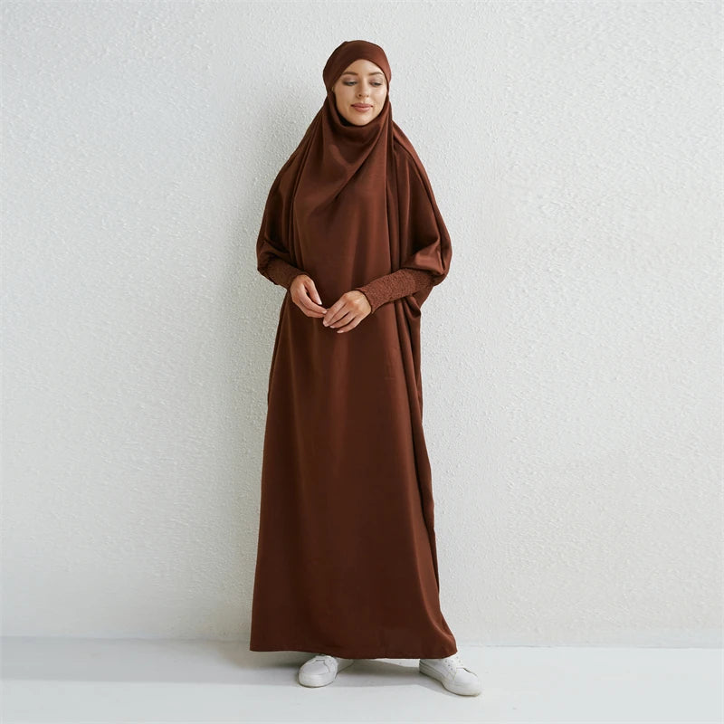 Abaya Musulmane à Capuche – Robe de Prière Femme Manches Smockées, Jilbab Islamique Style Dubaï