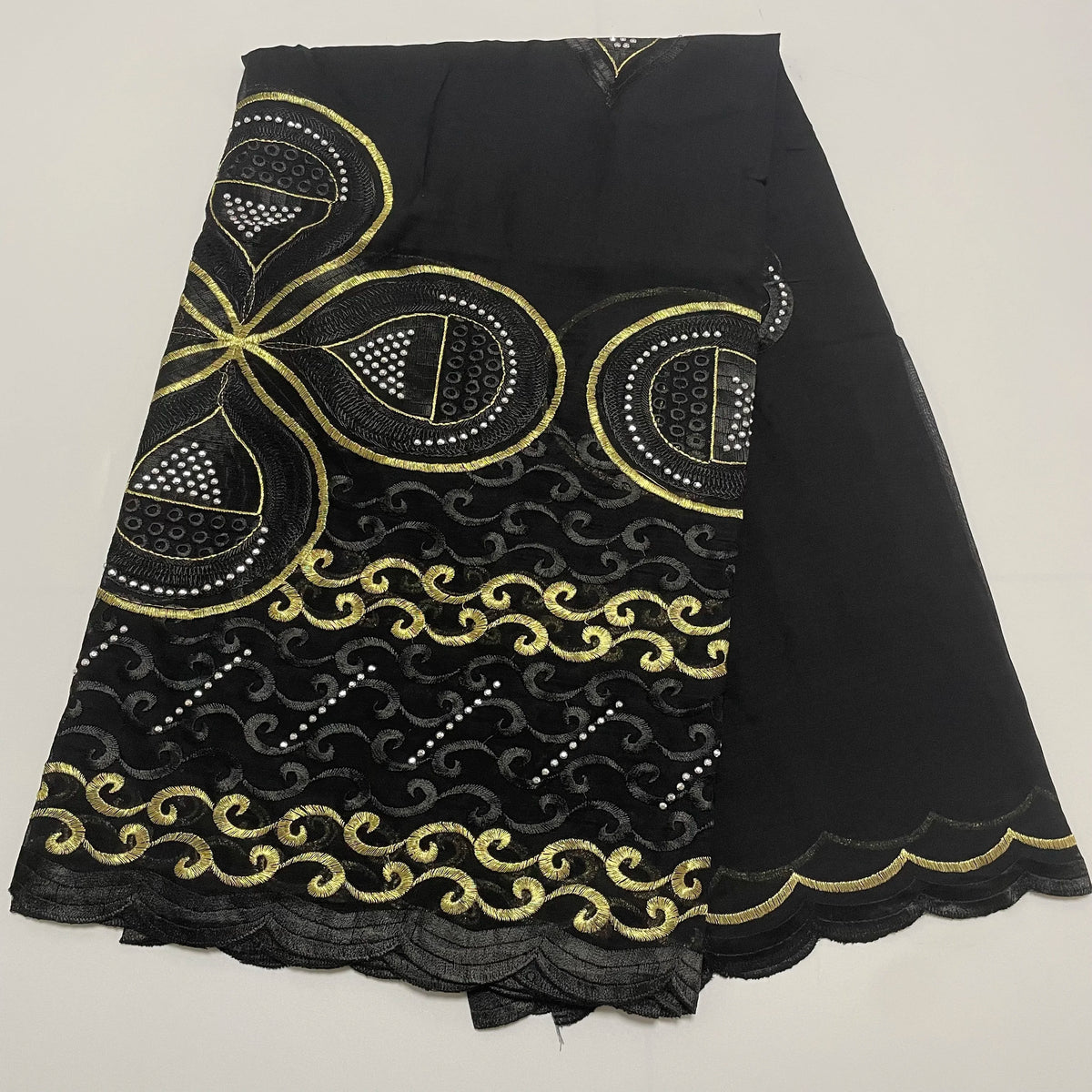 Foulard Islamique 100% Coton Brodé – Hijab Châle Style Dubaï | Toutes Saisons