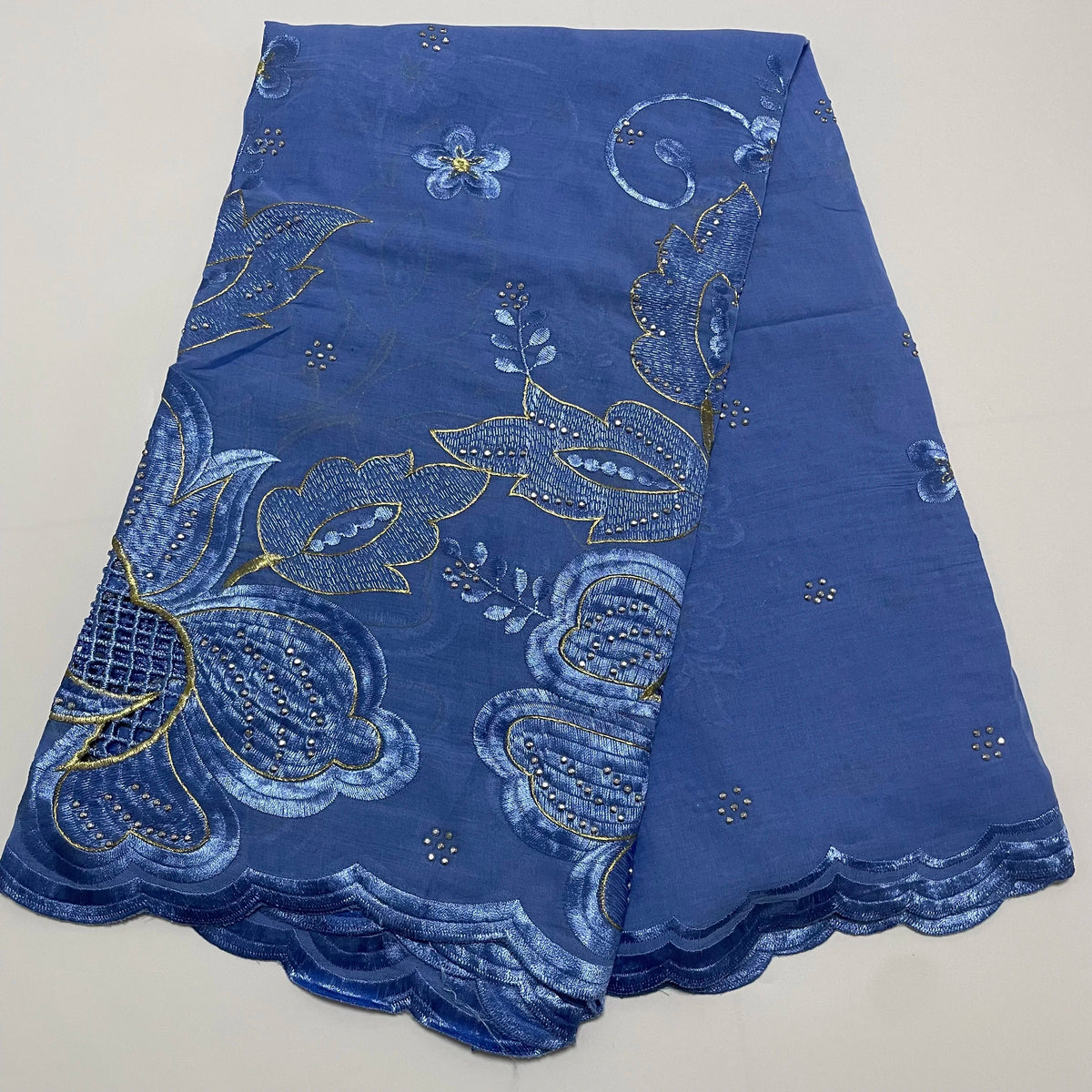 Foulard Islamique 100% Coton Brodé – Hijab Châle Style Dubaï | Toutes Saisons