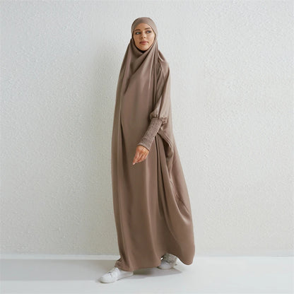 Abaya Musulmane à Capuche – Robe de Prière Femme Manches Smockées, Jilbab Islamique Style Dubaï
