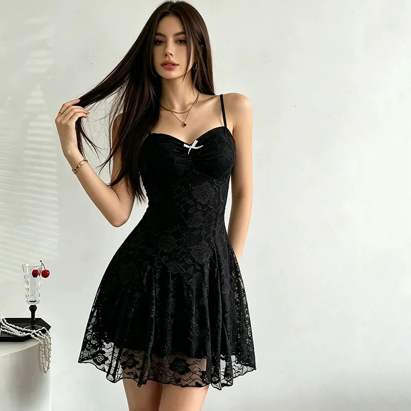 Mini Robe Dentelle Coquette Taille Haute – Style Y2K Goth Streetwear