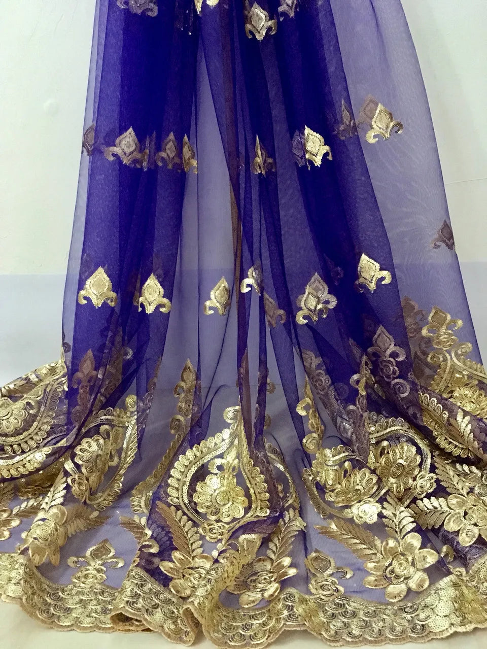 Tissu Dentelle Tulle Africaine Paillettes Dorées – Mariage & Fête, 5 Yards