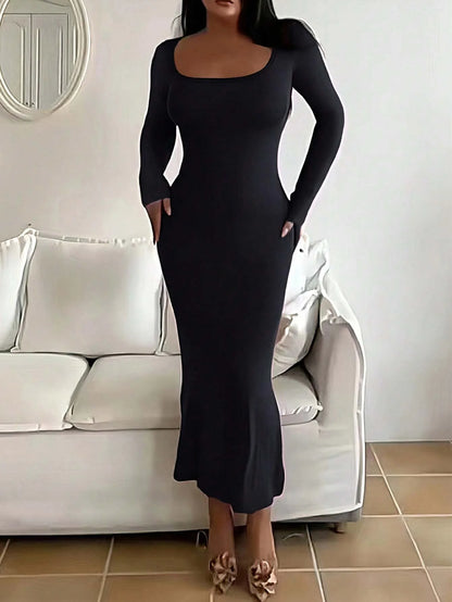 Robe Longue Bodycon Col Carré Manches Longues – Basique Minimaliste Chic