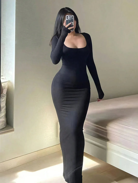Robe Longue Bodycon Col Carré Manches Longues – Basique Minimaliste Chic
