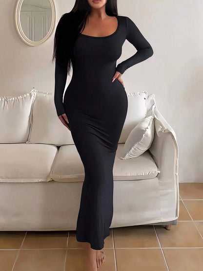 Robe Longue Bodycon Col Carré Manches Longues – Basique Minimaliste Chic