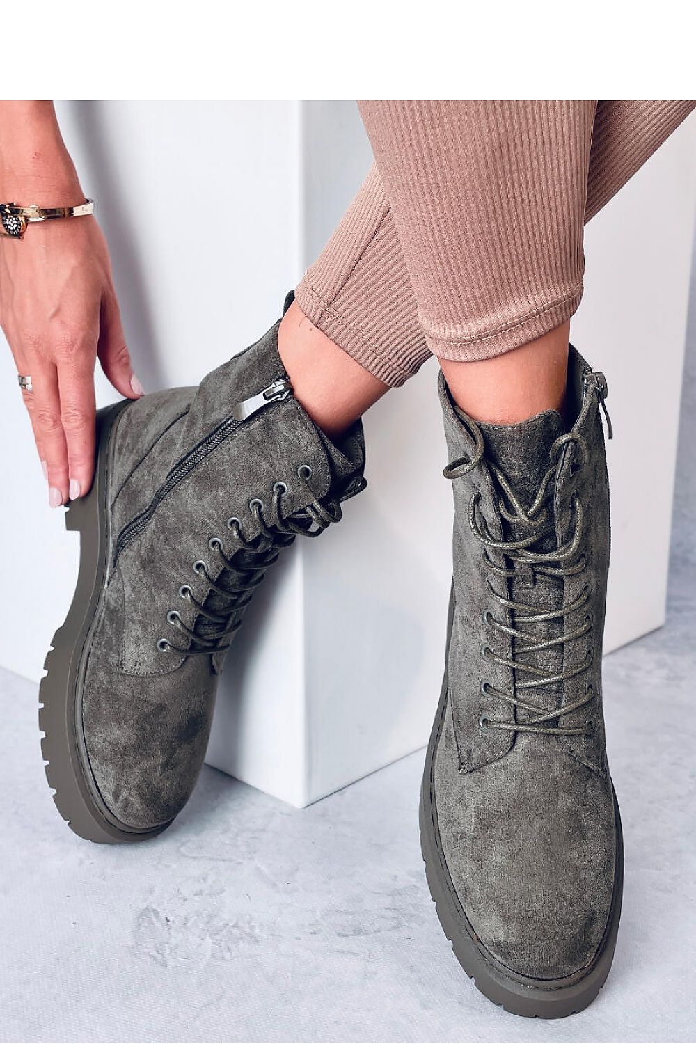 Bottes model 187411 Inello