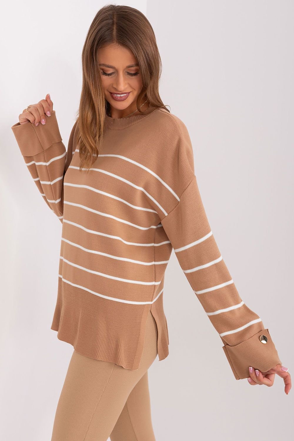 Sweater model 187499 Factory Price