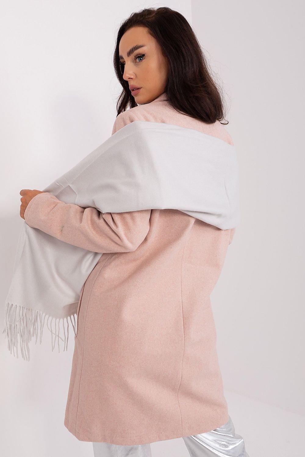 Shawl model 187617 AT