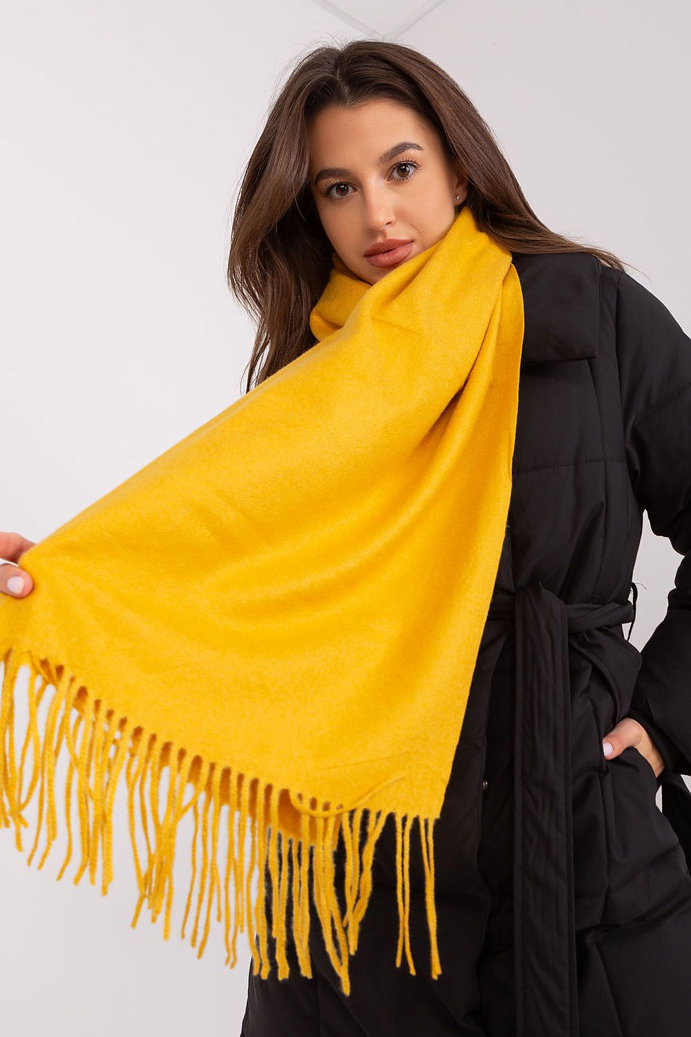 Shawl model 187617 AT