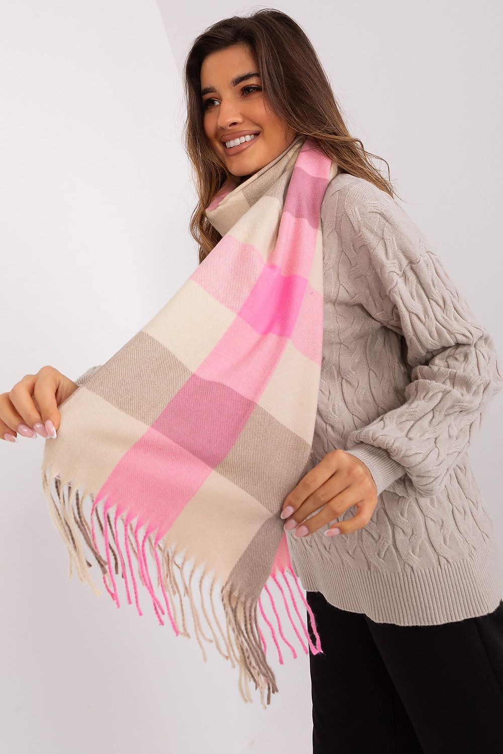 Shawl model 187775 AT