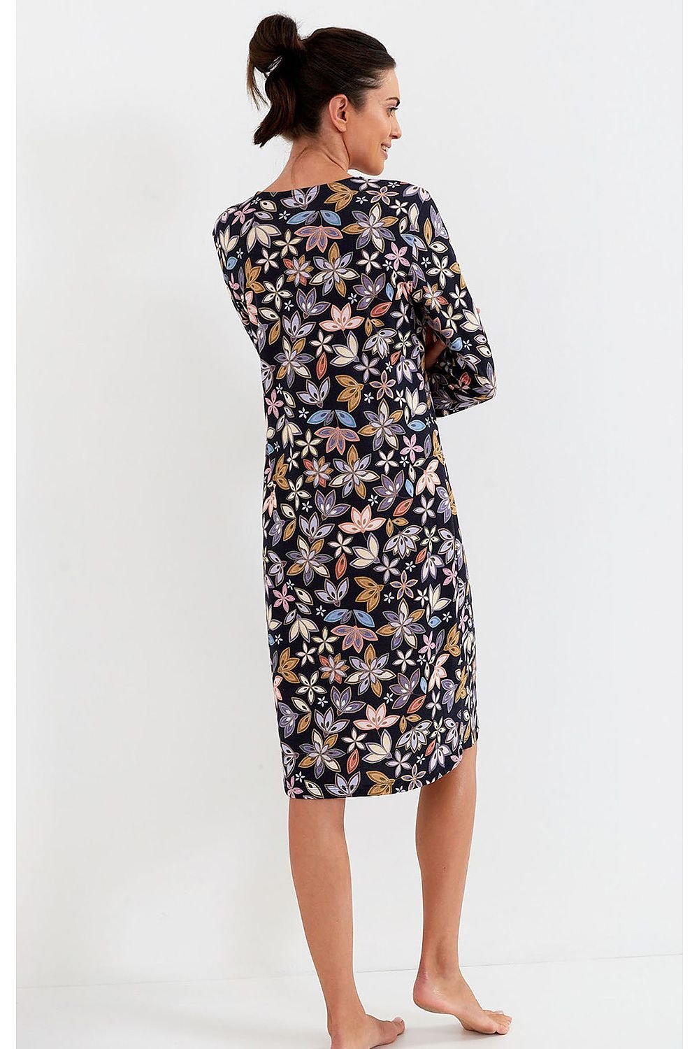 Nightgown model 189080 Cana