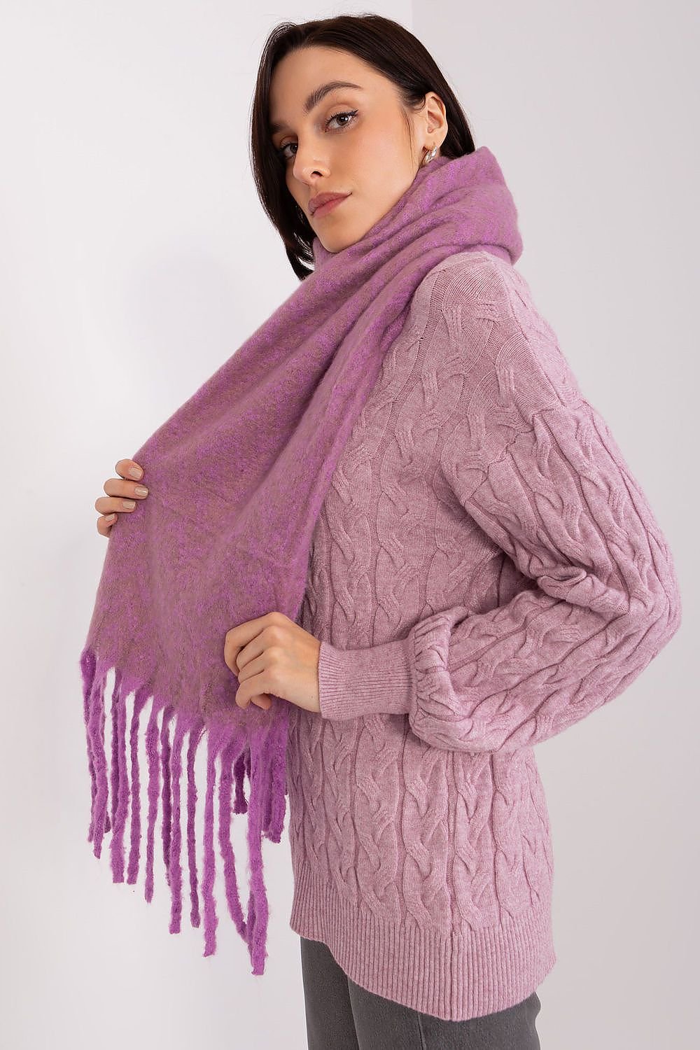 Shawl model 189246 AT