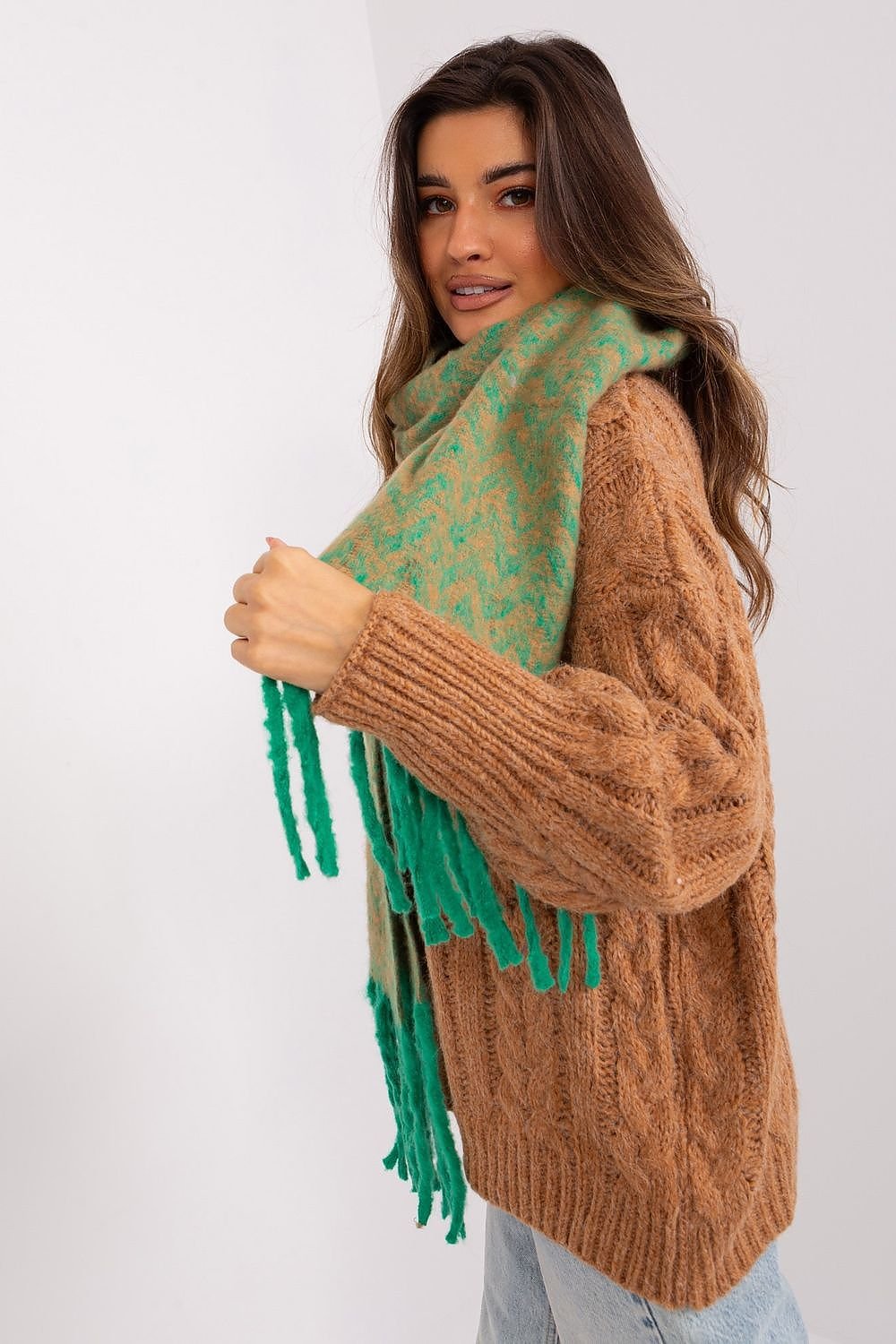 Shawl model 189246 AT