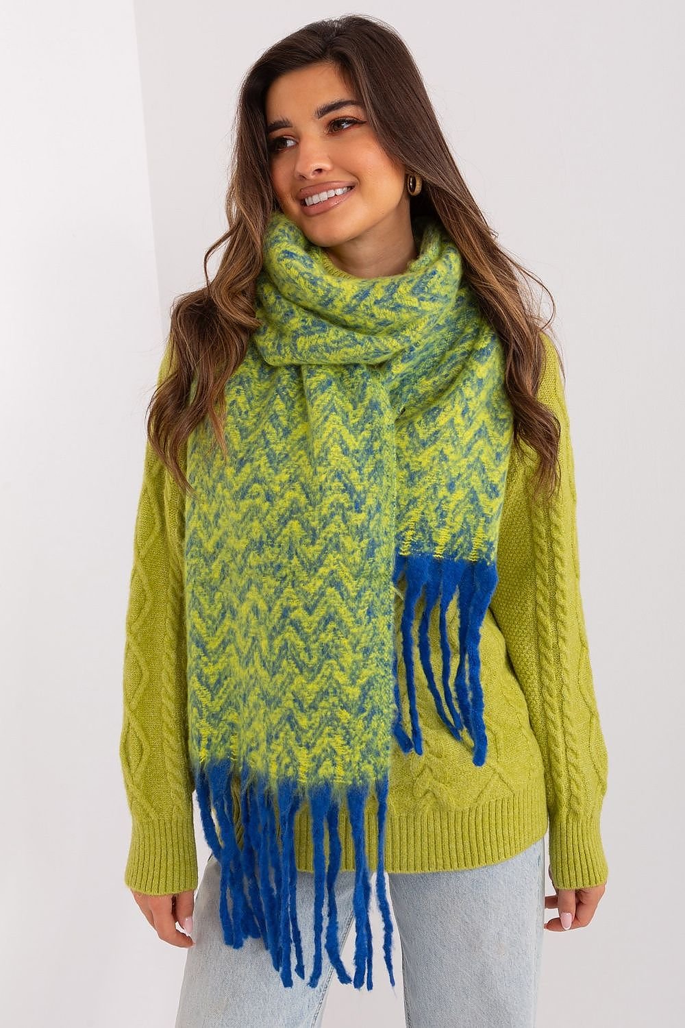 Shawl model 189246 AT