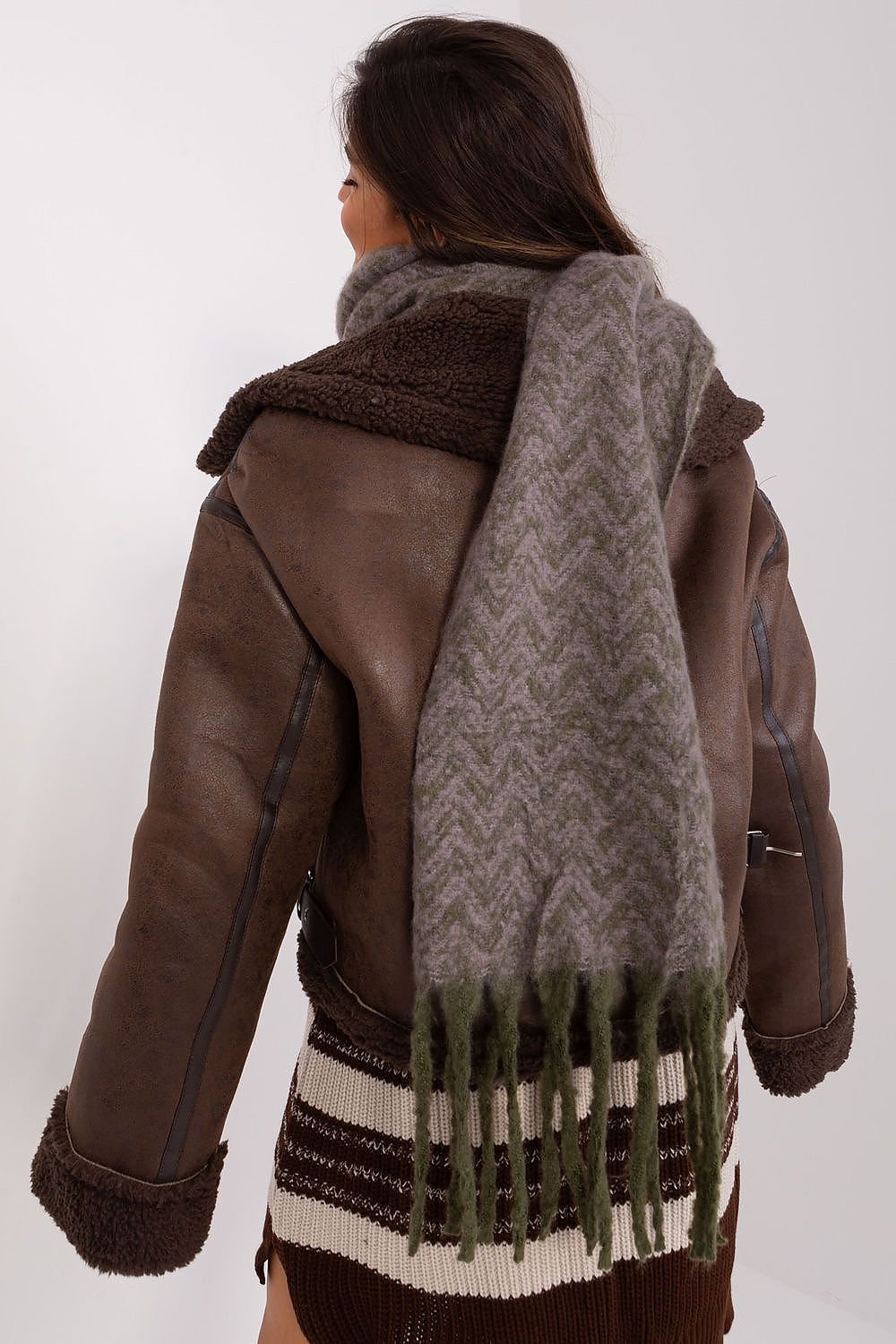 Shawl model 189246 AT