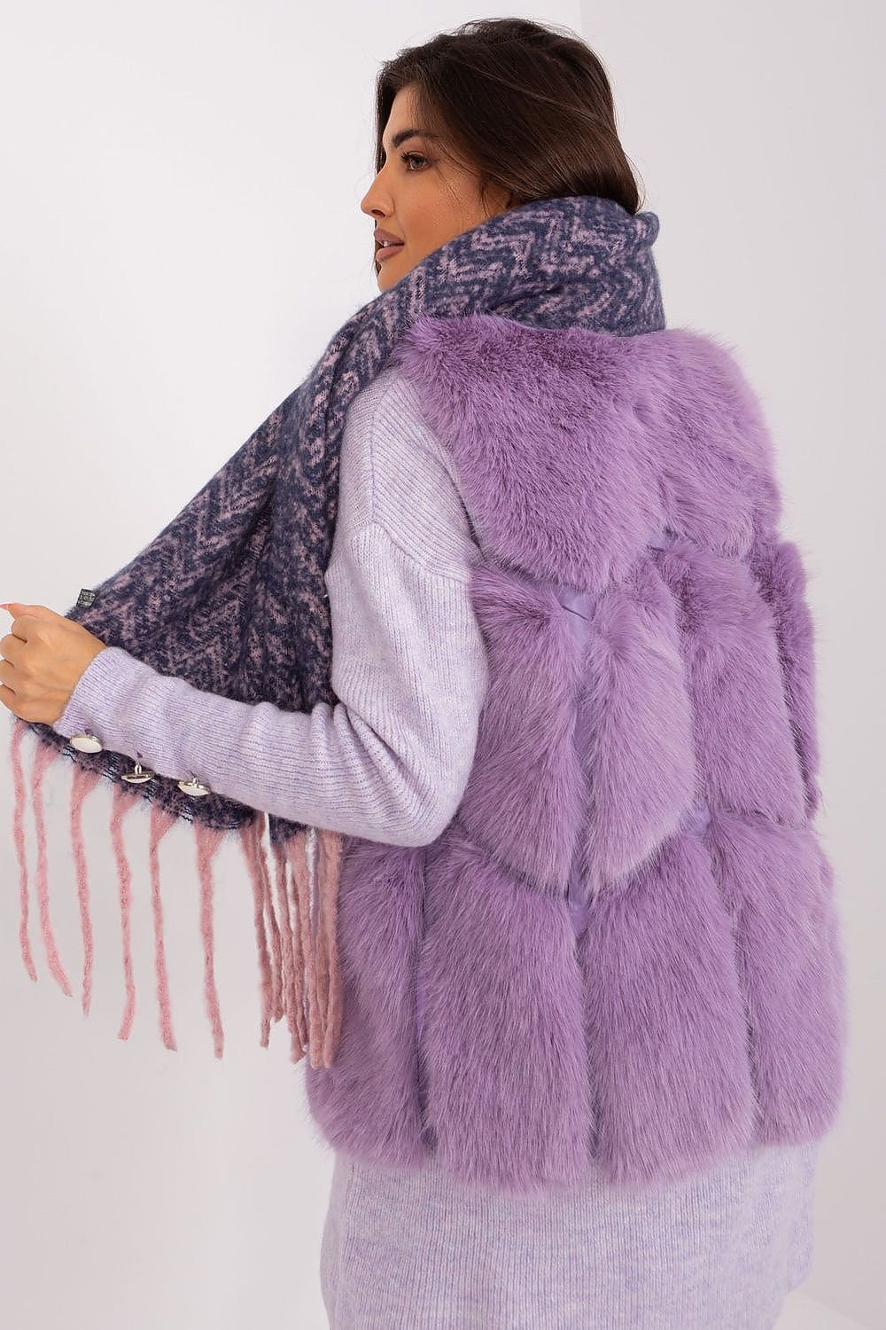 Shawl model 189246 AT