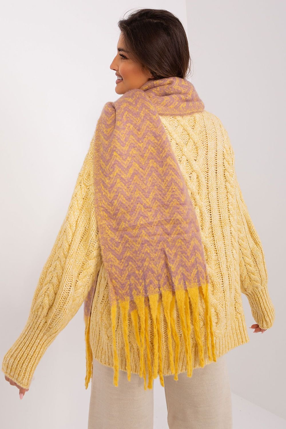Shawl model 189246 AT