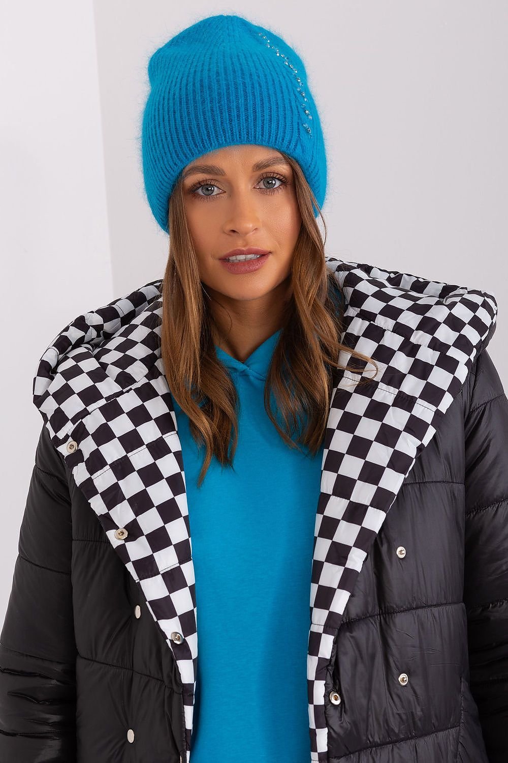 Bonnet model 189259 AT