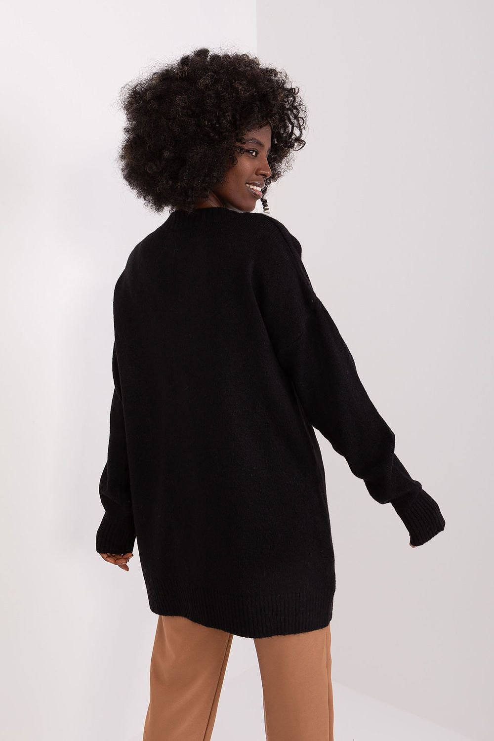Badu model 190760 sweater