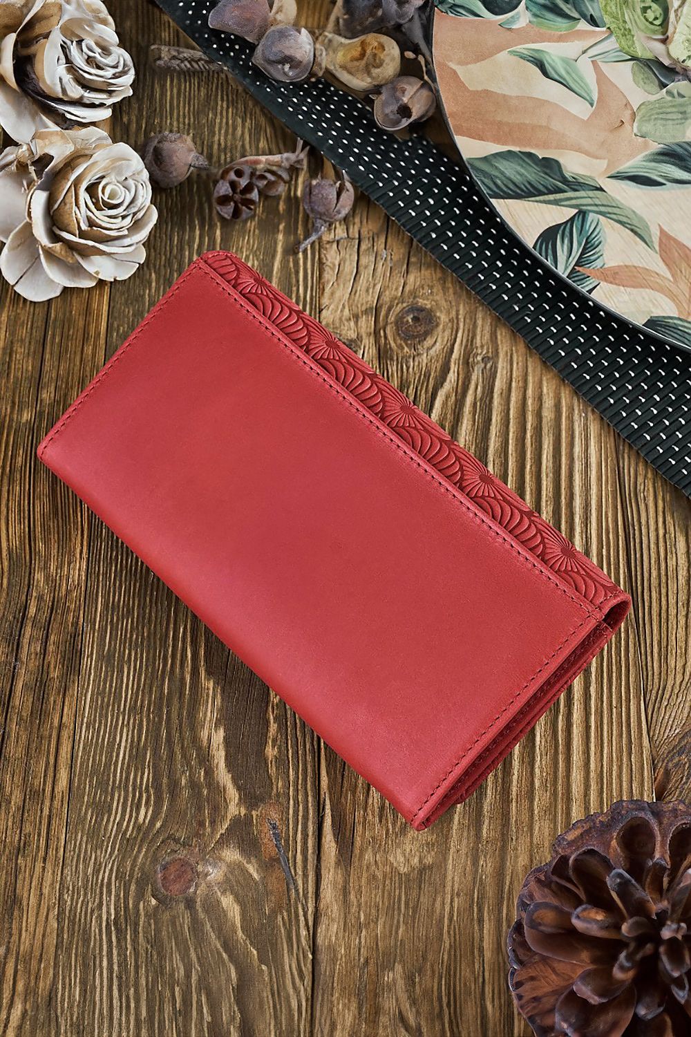 Women's wallet model 191548 Galanter