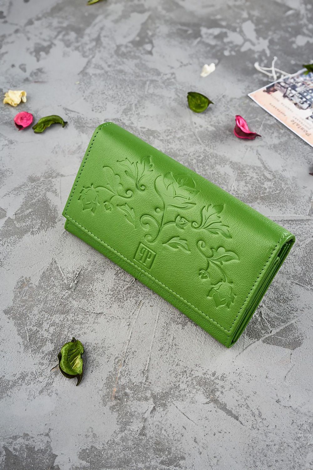 Women's wallet model 191551 Galanter
