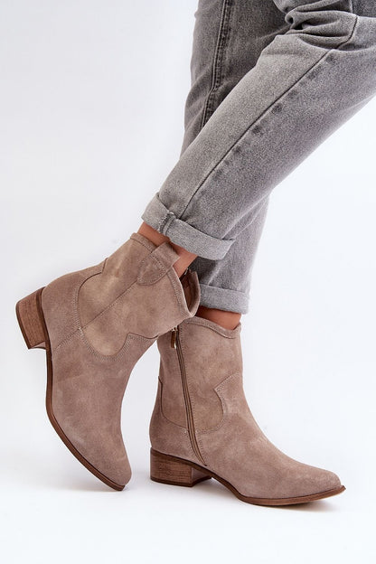 Heeled boots model 191862 Step in style