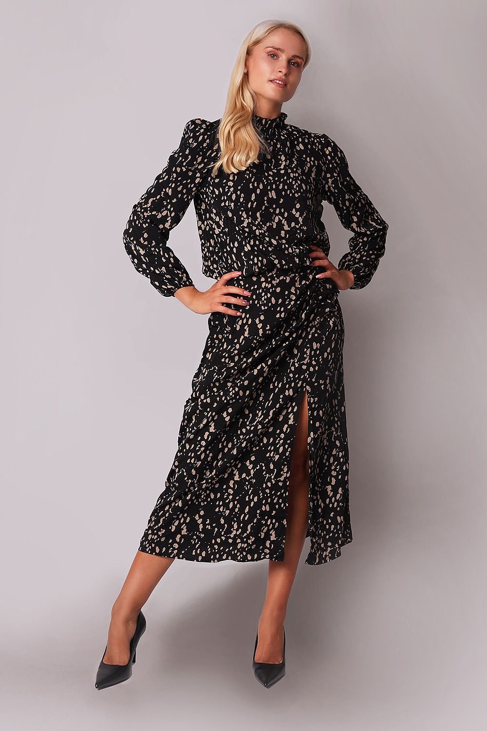 Robe de jour model 191948 Ax Paris