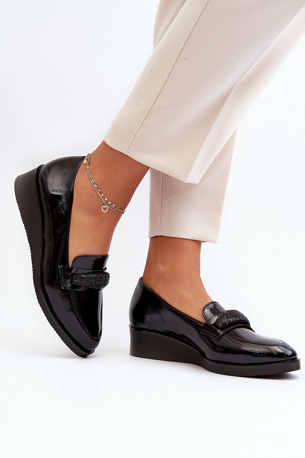 Low-top shoes with buskins model 191993 Step in style