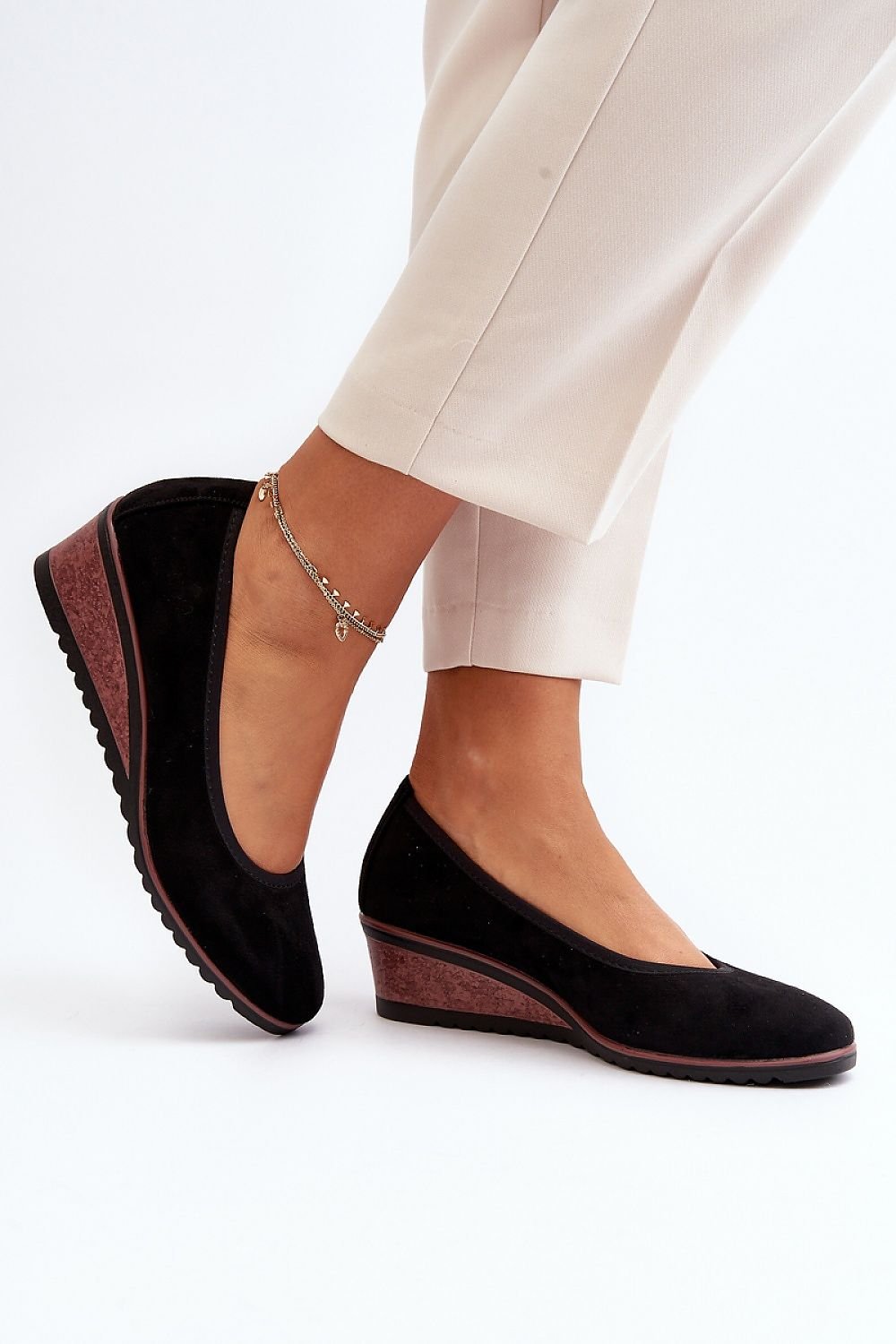 Low-top shoes with buskins model 191995 Step in style