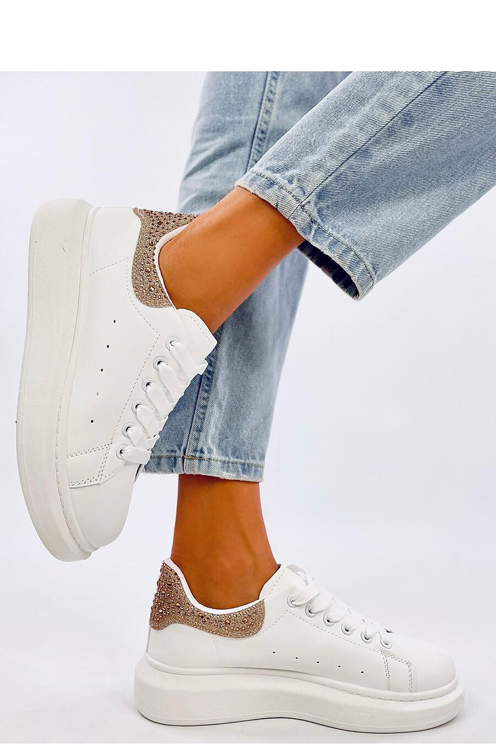 Sports shoes model 192179 Inello