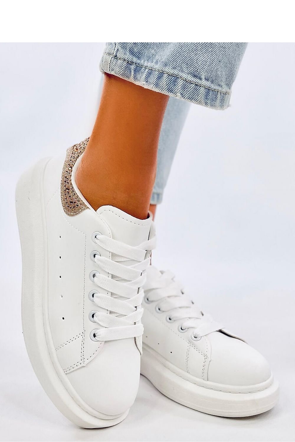 Sports shoes model 192179 Inello