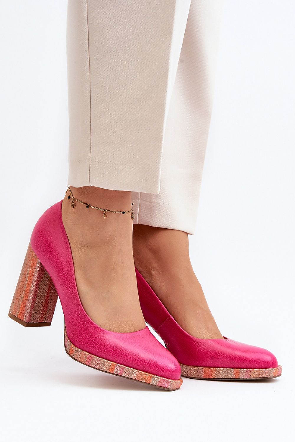 Escarpins talon large model 192298 Step in style