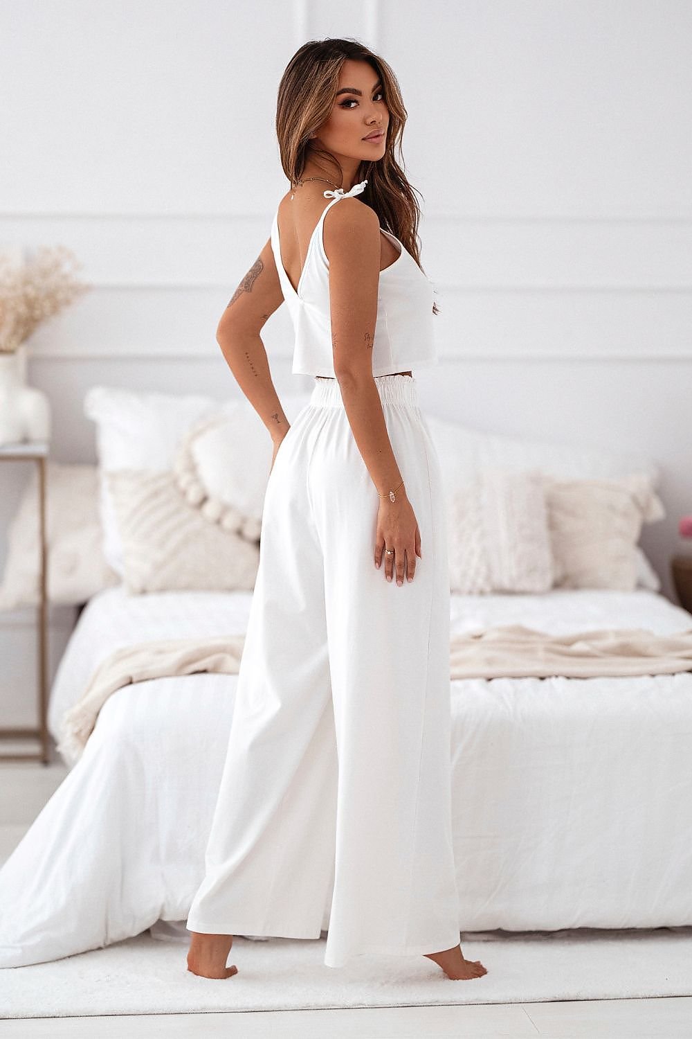 The model 192327 IVON set