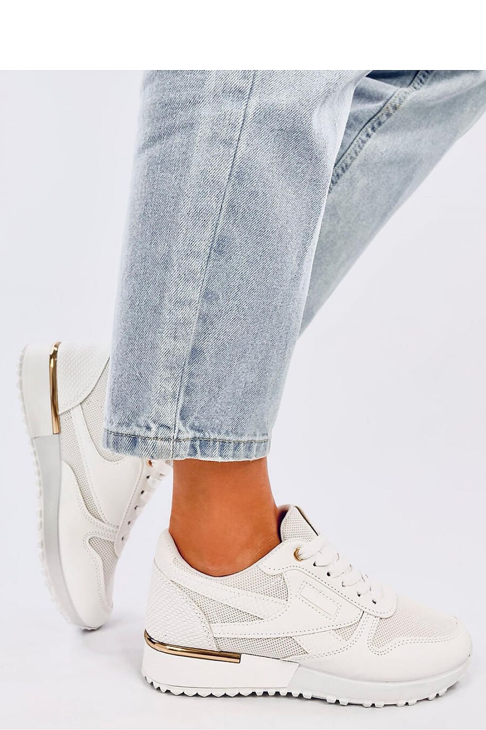 Sports shoes model 192582 Inello