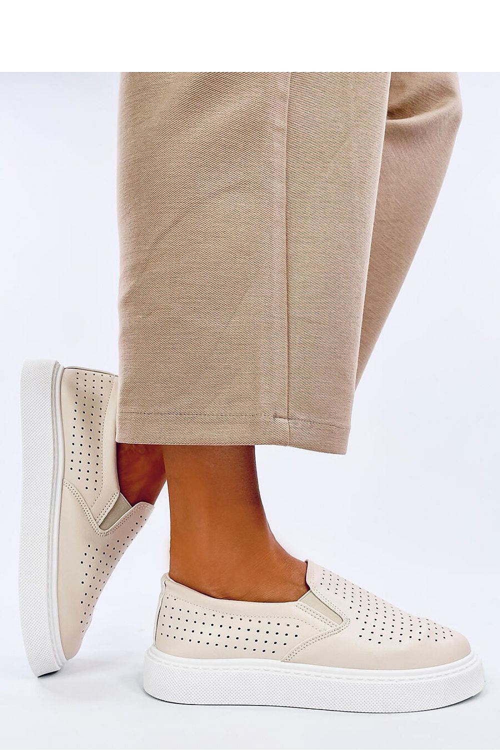 Slip-on style 192606 Inello
