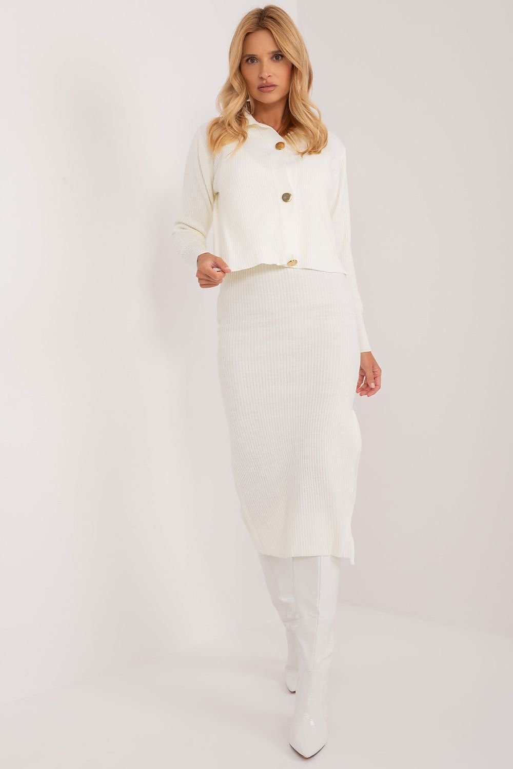 The model 192688 Badu set