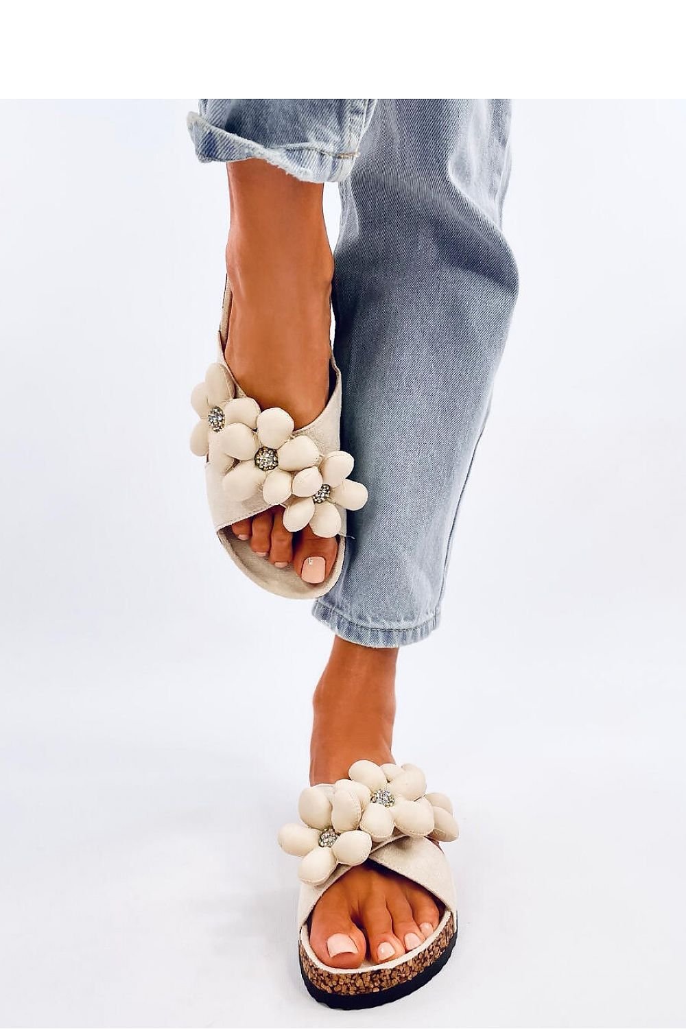 Clacquettes model 193287 Inello