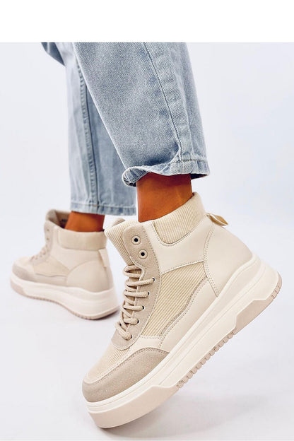 Sports shoes model 193304 Inello
