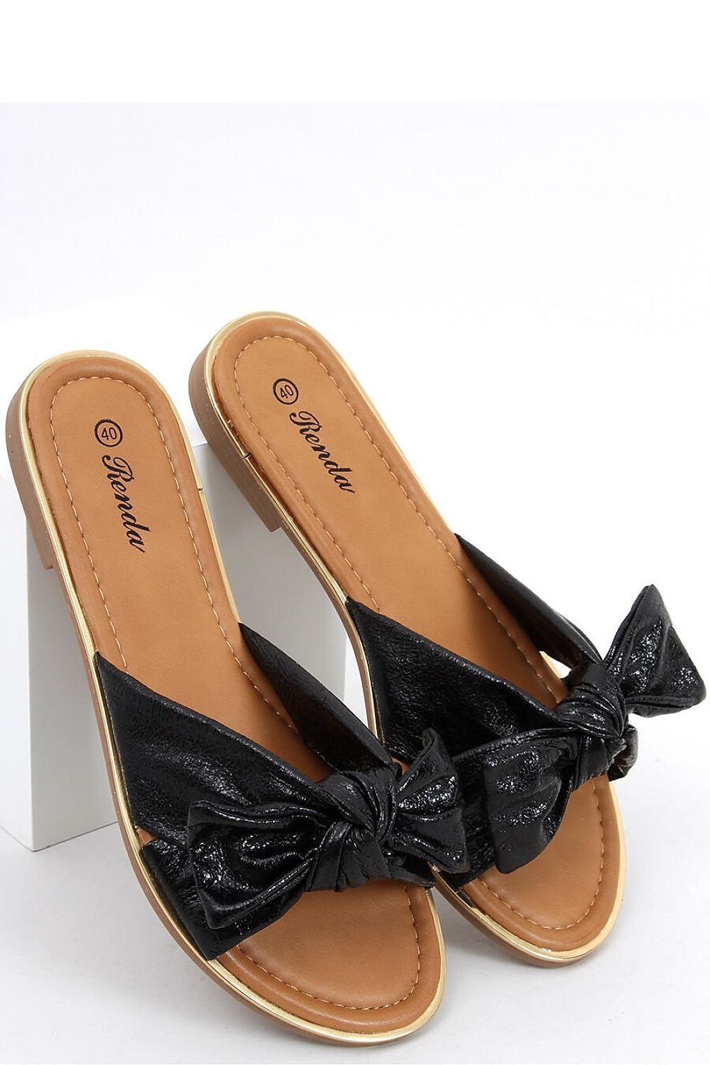 Slides model 193357 Inello