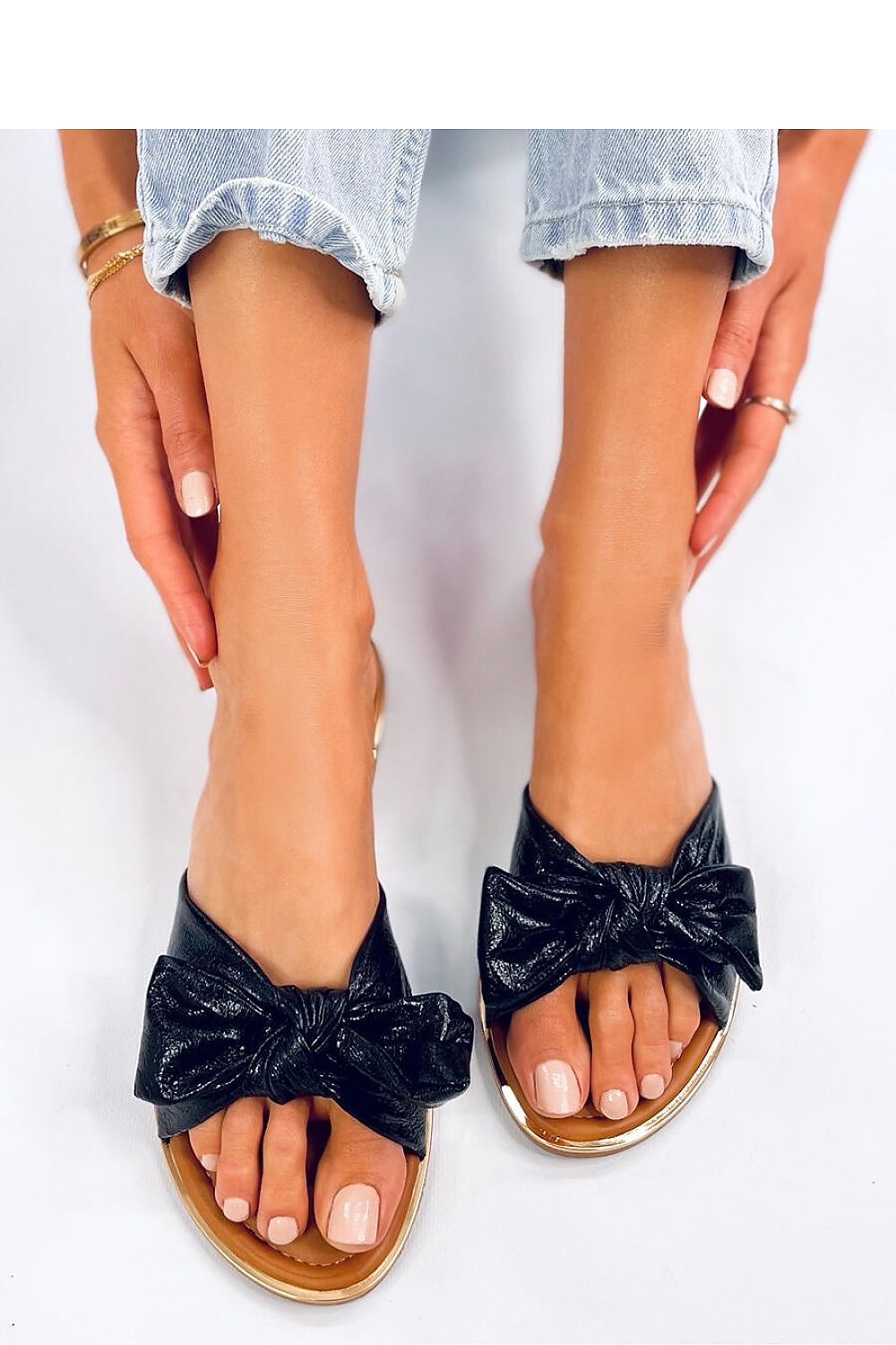 Slides model 193357 Inello